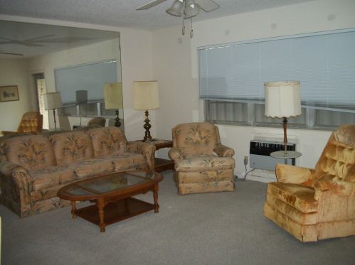 14 Easthampton A, West Palm Beach, FL 33417-1903