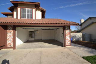1698 Madrona St, Rialto CA  92376-3805 exterior