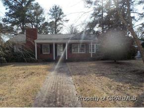 4025 Grimmersburg St, Farmville, NC 27828-1599