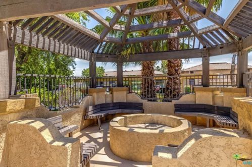 31200 Landau Blvd, Cathedral City CA  92234-5115 exterior