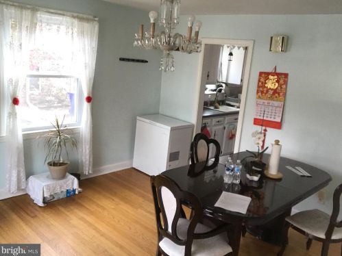 26 Johns Rd, Cheltenham PA  19012-1420 exterior