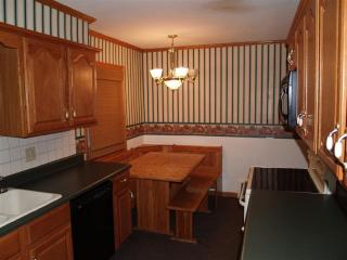 1331 Cottage Pl, Canton OH  44703-1169 exterior