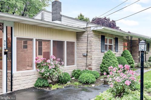 500 Lancaster Ave, West Enola, PA 17025-2636