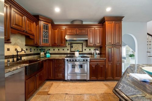 2409 Carson St, Torrance CA  90501-3120 exterior