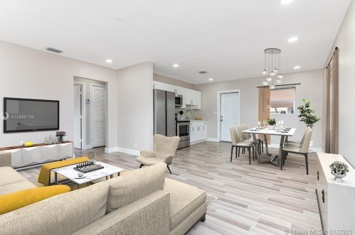 710 55th St, West Palm Beach FL  33407-2612 exterior