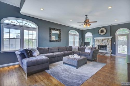 58 Finch Rd, Skyline Lakes NJ  07456-2423 exterior