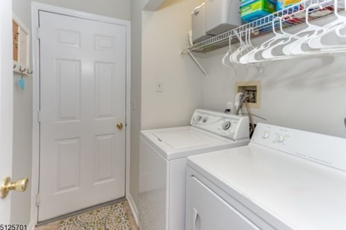 291 Riveredge Dr, Chatham Township NJ  07928-3104 exterior