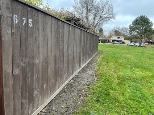 675 Simpson St, Santa Rosa CA  95401-5303 exterior
