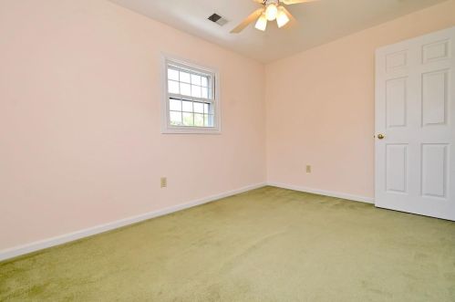 3 Utz Dr, Florence KY  41042-1538 exterior