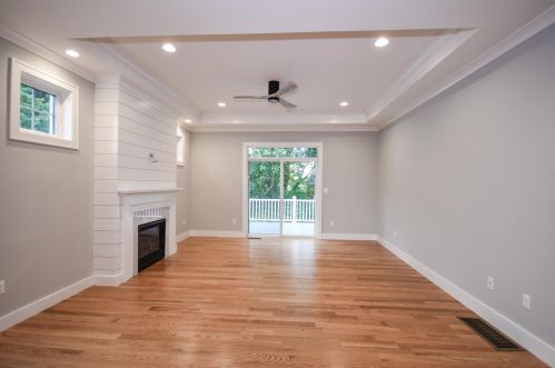 46 Lovell Rd, Stratham NH  03885-2218 exterior
