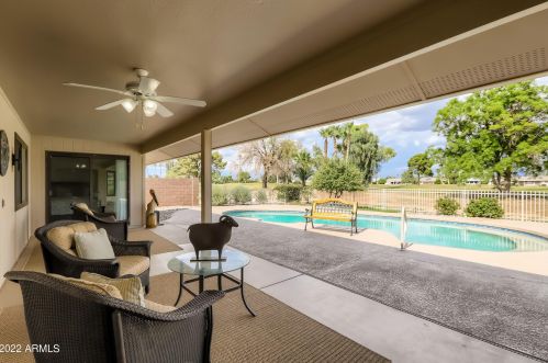 13002 Castlebar Dr, Sun City, AZ 85375-3268