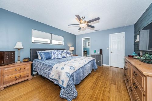 8802 Woodmont Ln, Port Richey FL  34668-2466 exterior