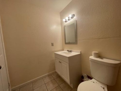 32 7th St, Greenfield CA  93927-5613 exterior