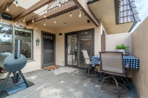 2142 Alpine Glen Pl, Alpine CA  91901-2120 exterior