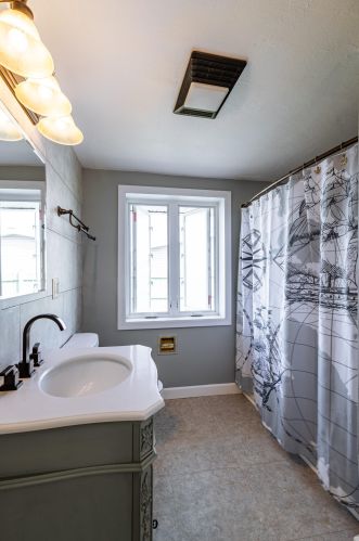 2552 Bainbridge St, La Crosse WI  54603-1112 exterior