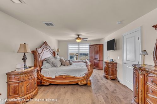 21 Halsey Dr, Bricktown NJ  08723-7510 exterior