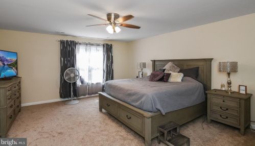 211 Castle Dr, Montross VA  22520-8615 exterior