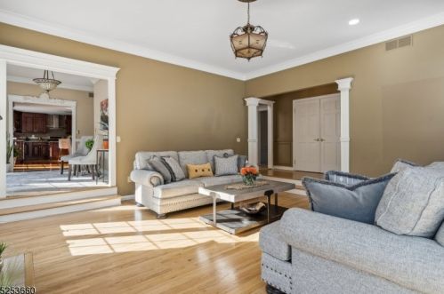 32 Ridge Rd, Parsippany NJ  07834-9629 exterior