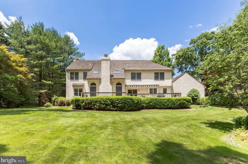 131 Knoxlyn Farm Dr, Kennett Sq PA  19348-2700 exterior