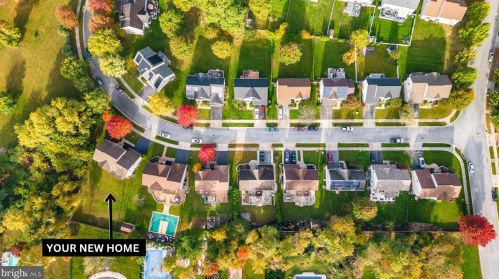 515 Florence Fields Ln, New Castle DE  19720-8752 exterior