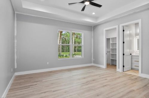 835 11th St, Naples FL  34117-2286 exterior