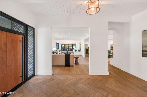 5409 Mcdonald Dr, Scottsdale AZ 85253-5406 exterior