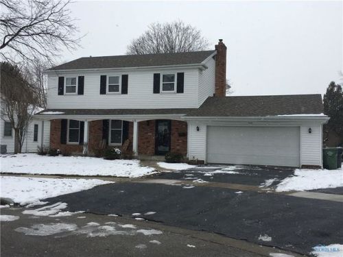 505 Garden Ct, Maumee, OH 43537-2950