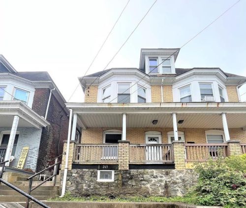 263 Wilkes Barre St, Easton PA  18042-6716 exterior