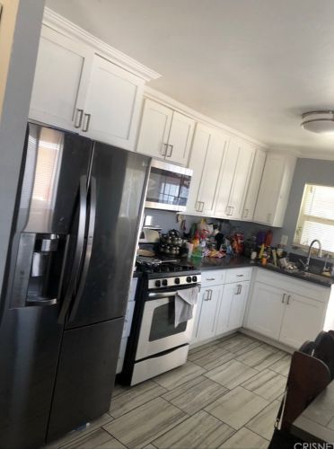 320 Park St, Ontario, CA 91762-2538