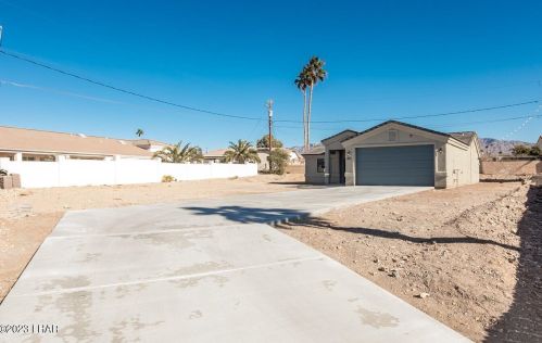 2559 Talisman Dr, Lake Havasu City, AZ 86406-8268