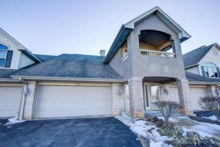 7567 Tuckaway Pines Cir, Hales Corners, WI 53132-8178