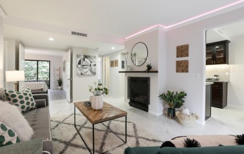 20700 4th St, Saratoga, CA 95070-5840
