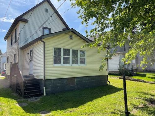 288 Cedar Ave, Hermitage PA  16146-2610 exterior