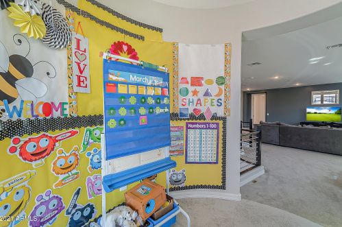 3942 Canyon Pl, Chandler AZ  85249-2075 exterior