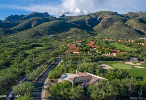 5100 Sabino Springs Dr, Tucson, AZ 85749-7100