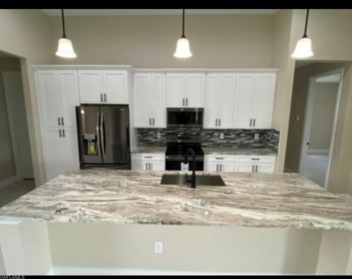 3104 14th St, Lehigh Acres, FL 33976-2929