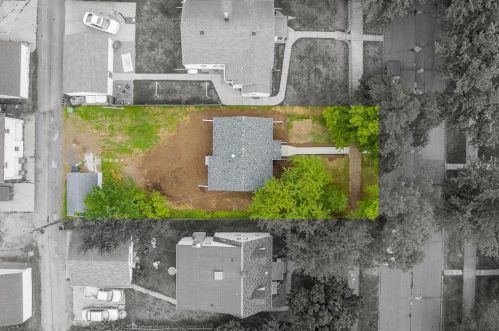 3511 3rd Ave, Hibbing MN  55746-2711 exterior