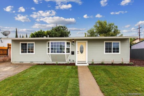 862 Billow Dr, San Diego, CA 92114-5007