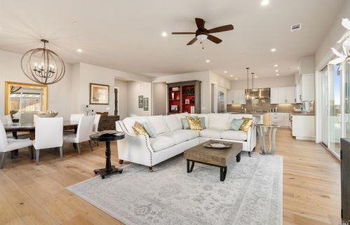 2007 Foxtail Ct, Santa Rosa, CA 95403-0910