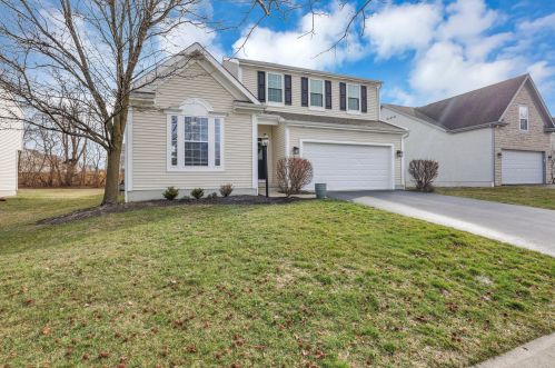 738 Streamwater Dr, Blacklick, OH 43004-7121