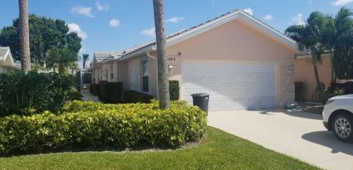 1536 Amherst Dr, Fort Pierce FL  34986-1869 exterior