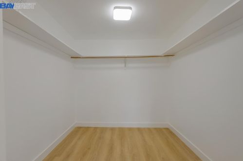 1802 88th Ave, Oakland CA  94621-1008 exterior
