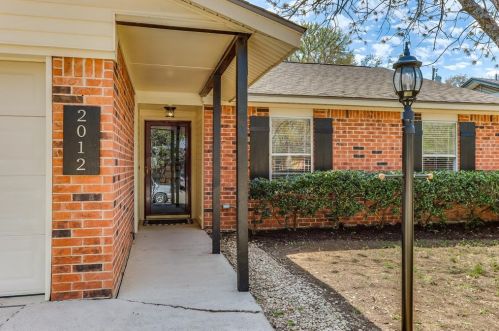 2012 Paisley St, Denton TX  76209-4755 exterior