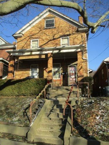 526 Beaver Rd, Ambridge, PA 15003-2001