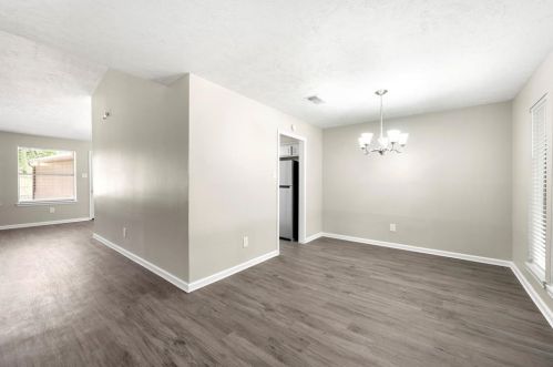 3219 Cascade Creek Dr, Humble TX  77339-1327 exterior