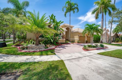 1522 182nd Way, Hollywood, FL 33029-3091