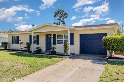 3629 Briarcliff Way, Mims, FL 32754-2502