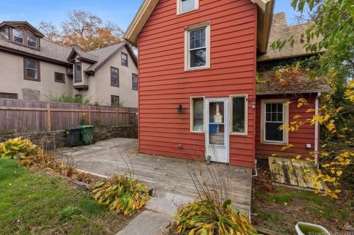 77 Vauxhall St, United States Coast Guard Ac CT  06320-5333 exterior