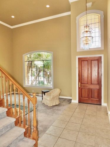 317 Park Ave, Long Beach, CA 90814-3122