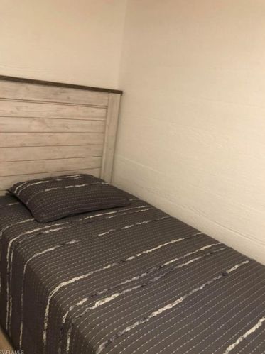 5157 Sandpiper Dr, Saint James City FL  33956-2837 exterior